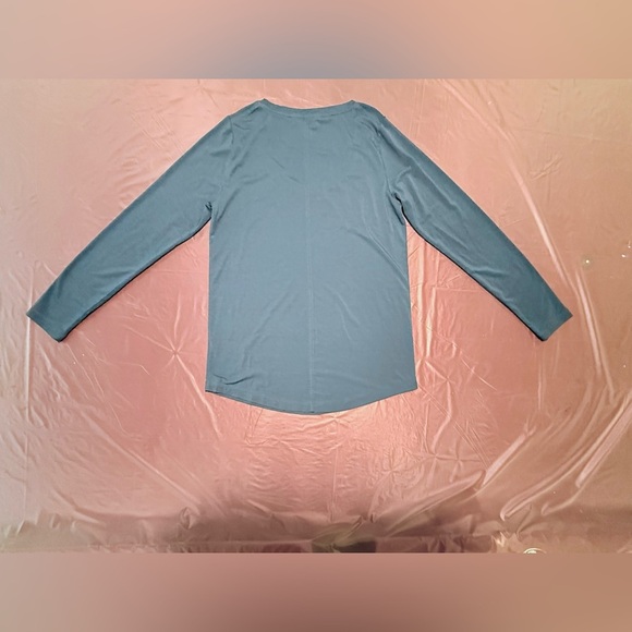 NWOT Athleta Blue/Green Teal Long Sleeve Activewear Tee Size XXS - Picture 2 of 8